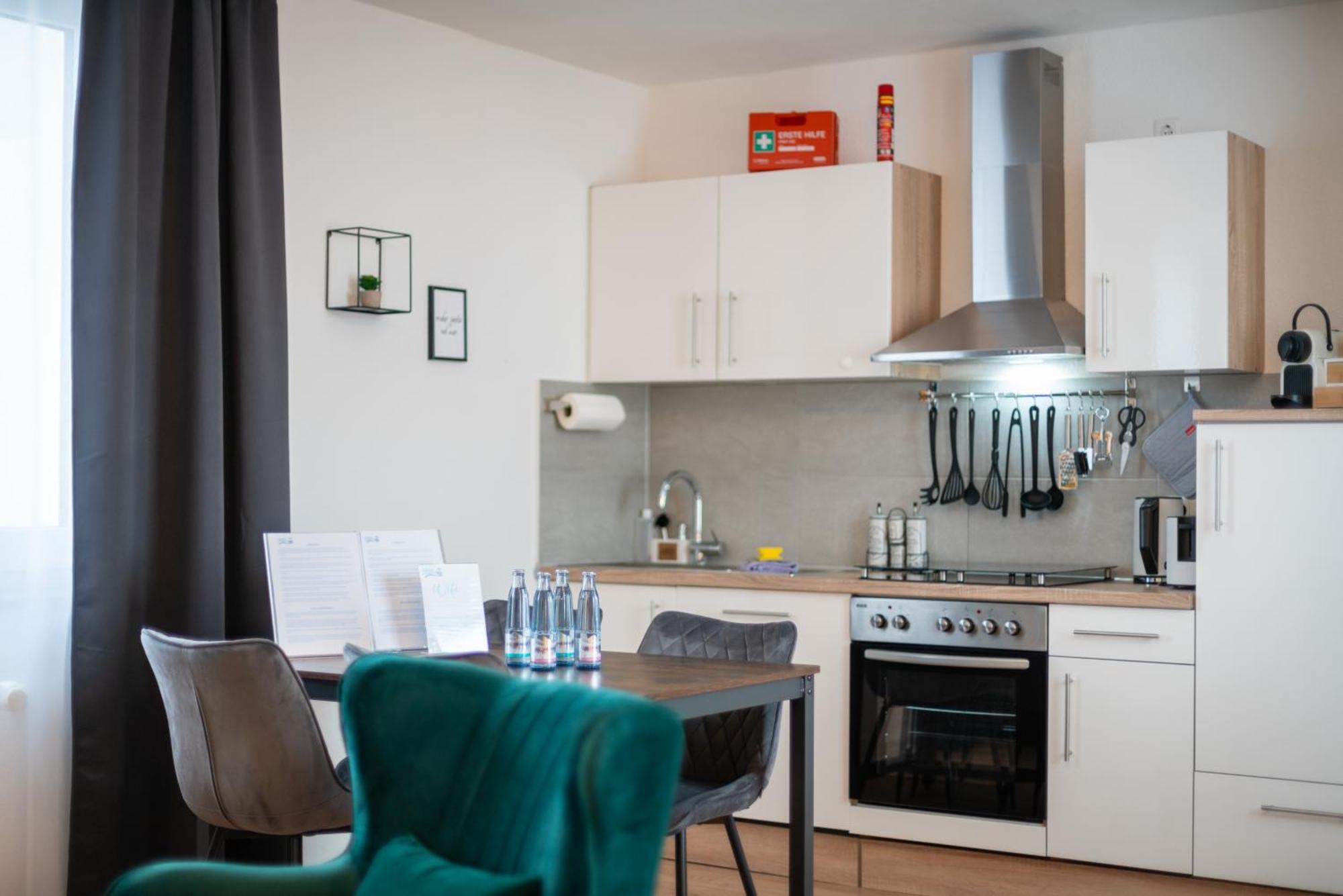 Free Living - City Design Apartments, Zentrum, Outlet, Balkon, Kueche Wolfsburg Esterno foto