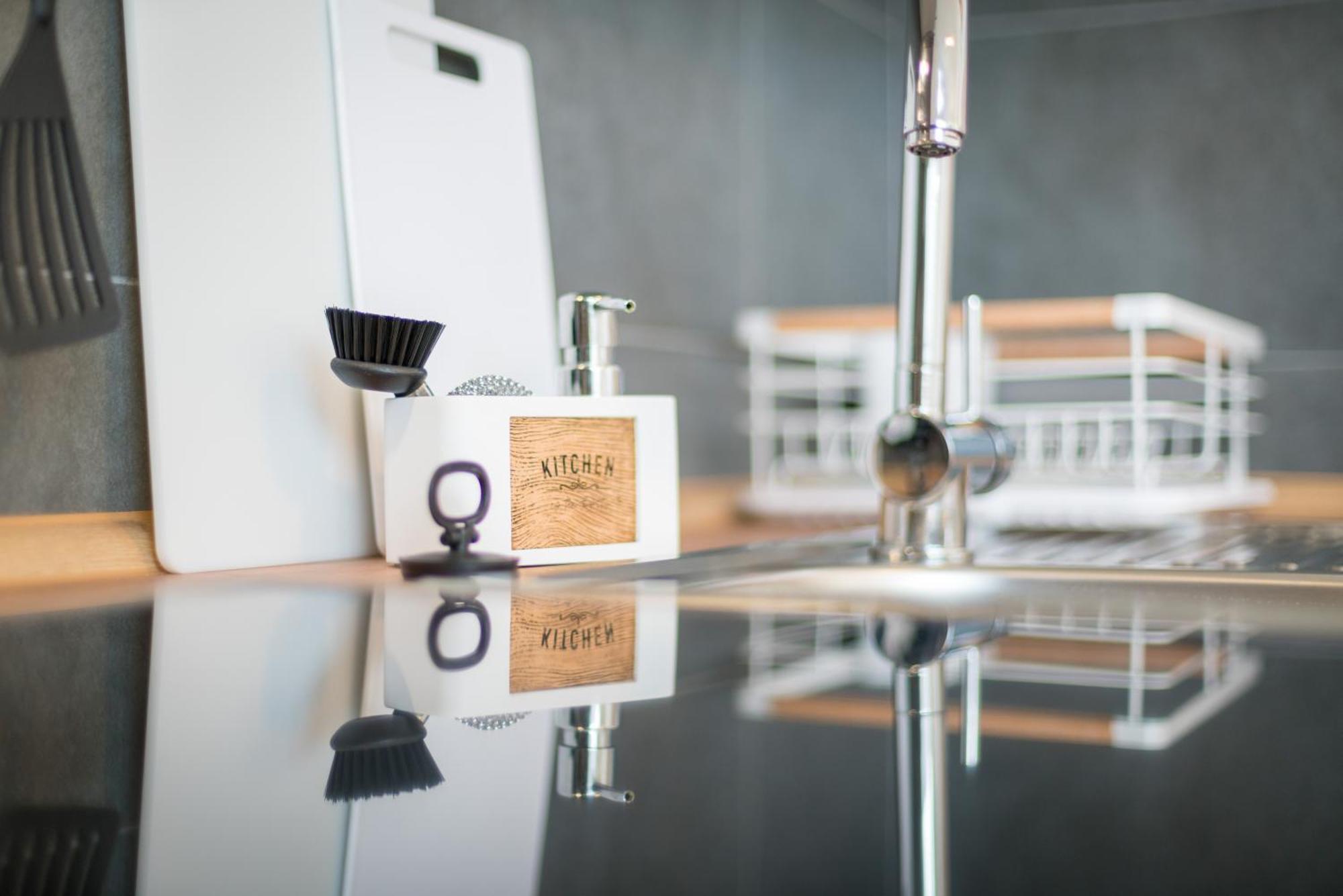 Free Living - City Design Apartments, Zentrum, Outlet, Balkon, Kueche Wolfsburg Esterno foto