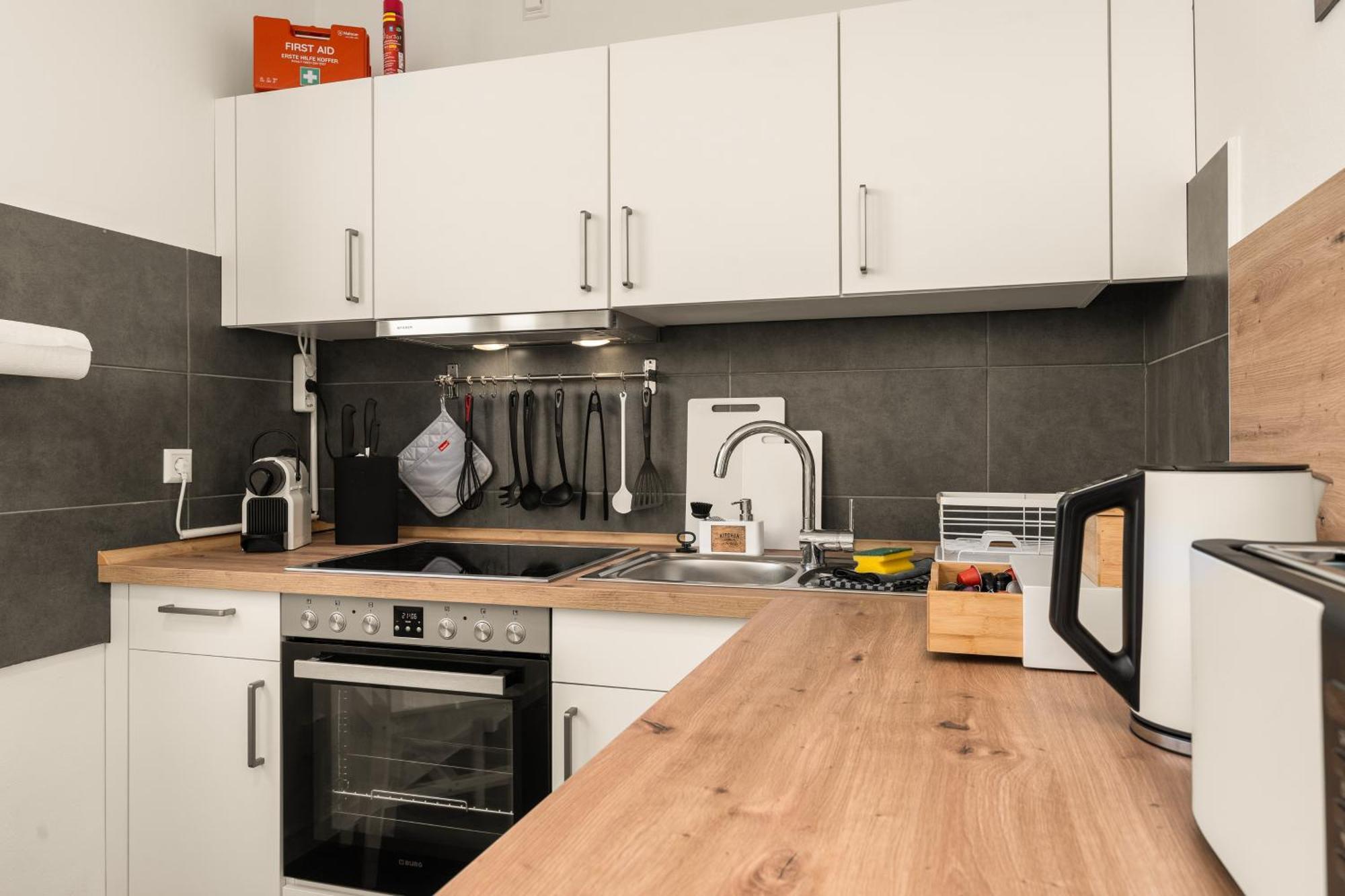 Free Living - City Design Apartments, Zentrum, Outlet, Balkon, Kueche Wolfsburg Esterno foto