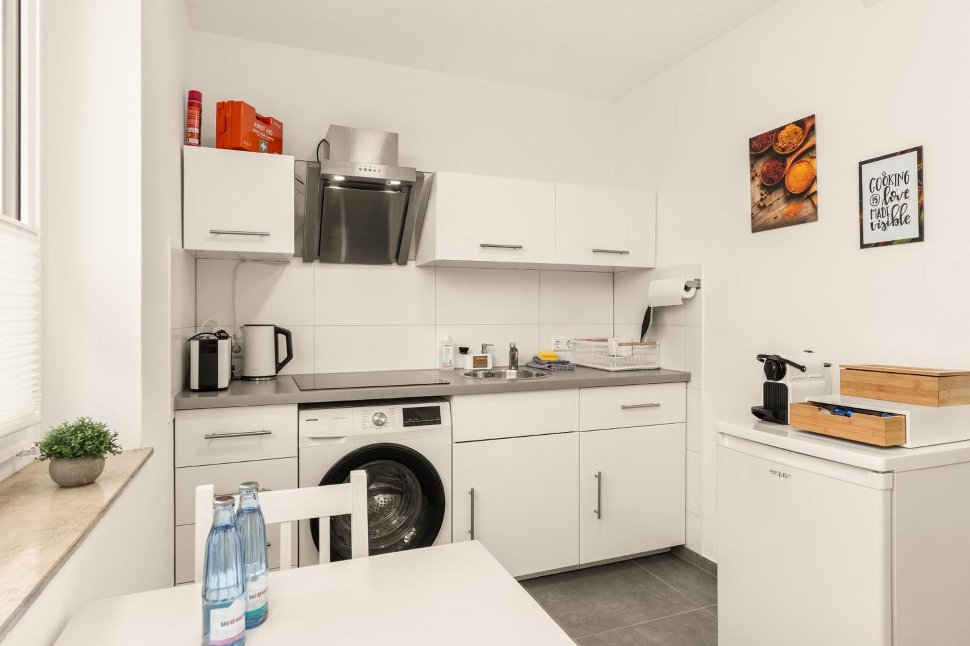 Free Living - City Design Apartments, Zentrum, Outlet, Balkon, Kueche Wolfsburg Esterno foto